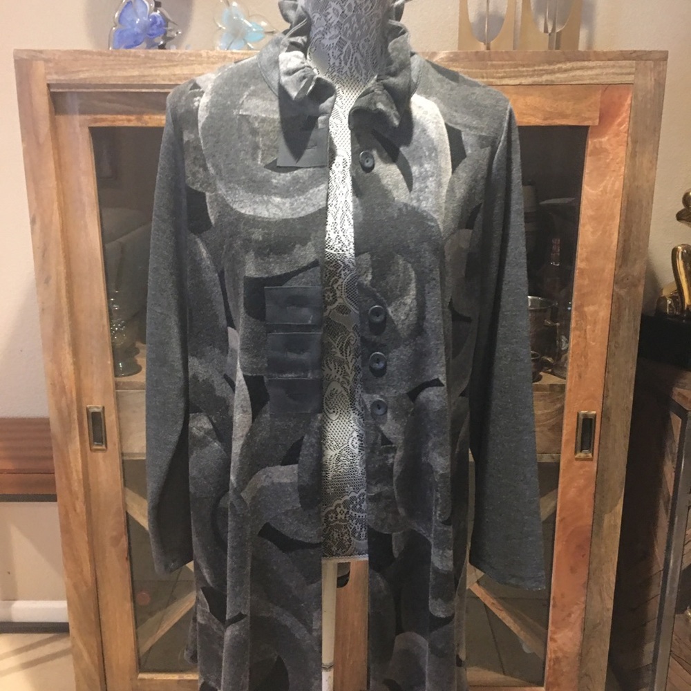 Terra SJ. Grey Medium Tunic. Never worn!